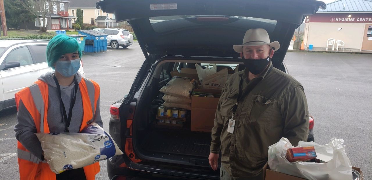 Lineage Logistics workers participating in Holidays without Hunger in Centralia, WA