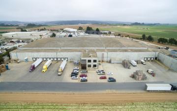 Aerial photo of Lineage's Hilltop facility in Moss Landing, CA