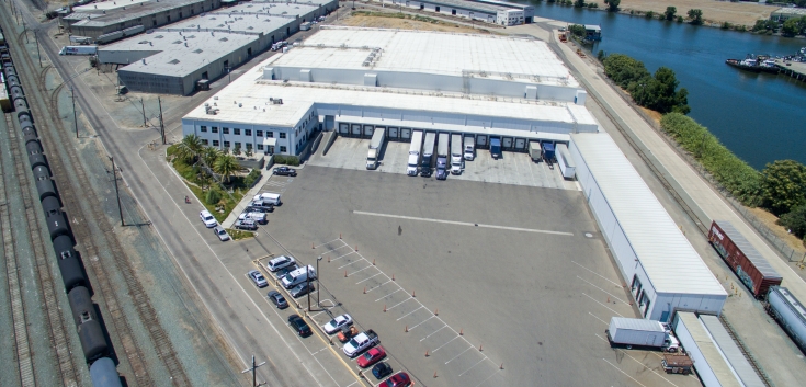 Aerial photo of Lineage's Stockton facility