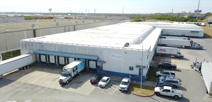 Exterior photo of Lineage's San Antonio - AT&T Parkway facility