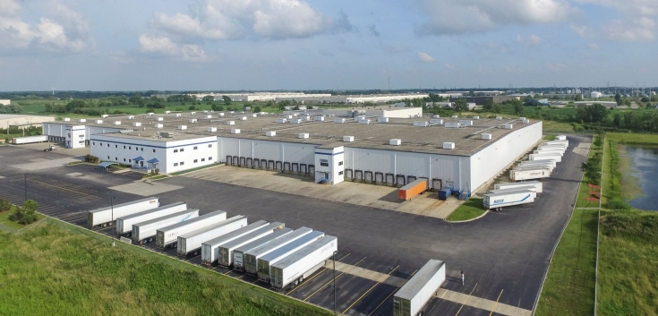 Lineage's Chicago - University Park regional distribution facility provides a strategic foothold in Chicago and the Midwest.